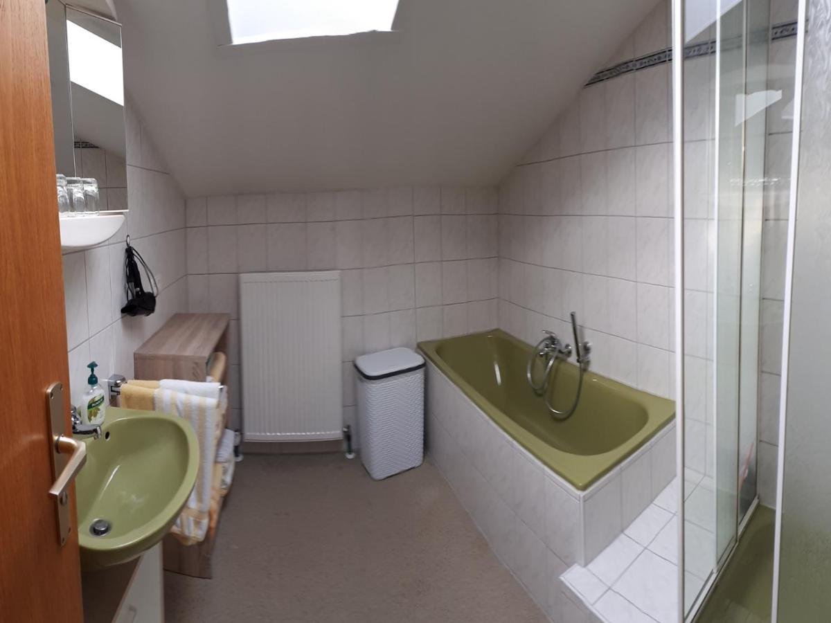 רוהפולדינג Ferienwohnung Rutz Inkl. Chiemgaukarte מראה חיצוני תמונה